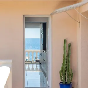 Appartement Tresor D Antheor- Bord De, Saint-Raphaël